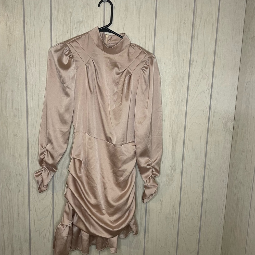Chic Satin Ruched Mini Dress in Champagne